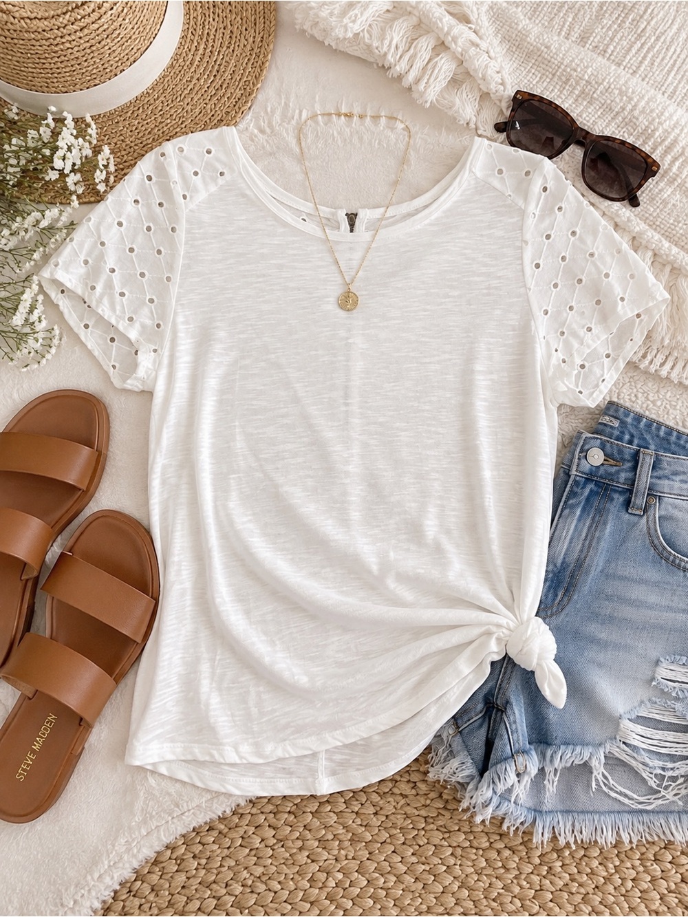 Lucky Brand White Eyelet Short Sleeve Top Back Zipper Size M